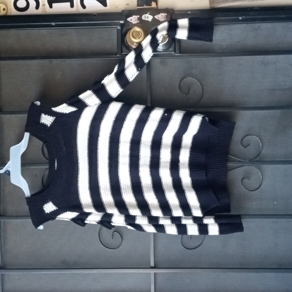 Charlotte Russe Sweaters - 💜 $5 sale, striped knit open shoulder sweater